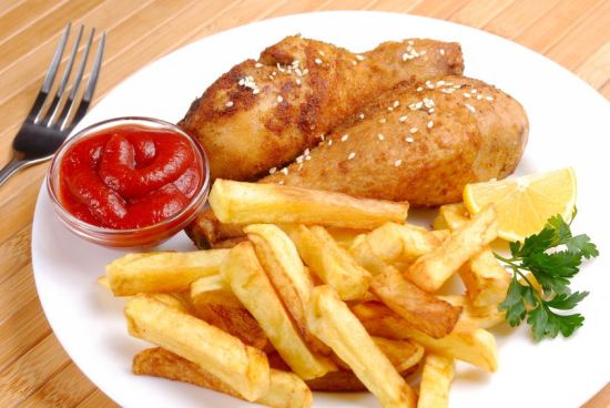 KFC Dostawca KFC – nie tylko skuteczny ale i przystojny 