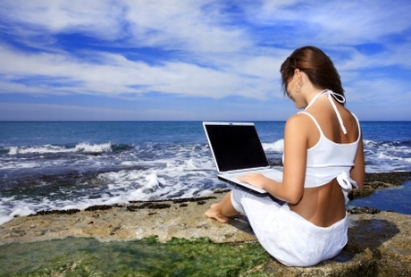 freelancer Miejsc pracy ubywa, przybywa freelancerów