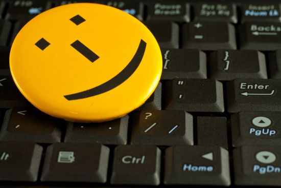 praca social media TOP 7 prac dla osób uzależnionych od Facebook’a