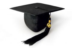 student absolwent Absolwenci obniżają wymagania finansowe? 
